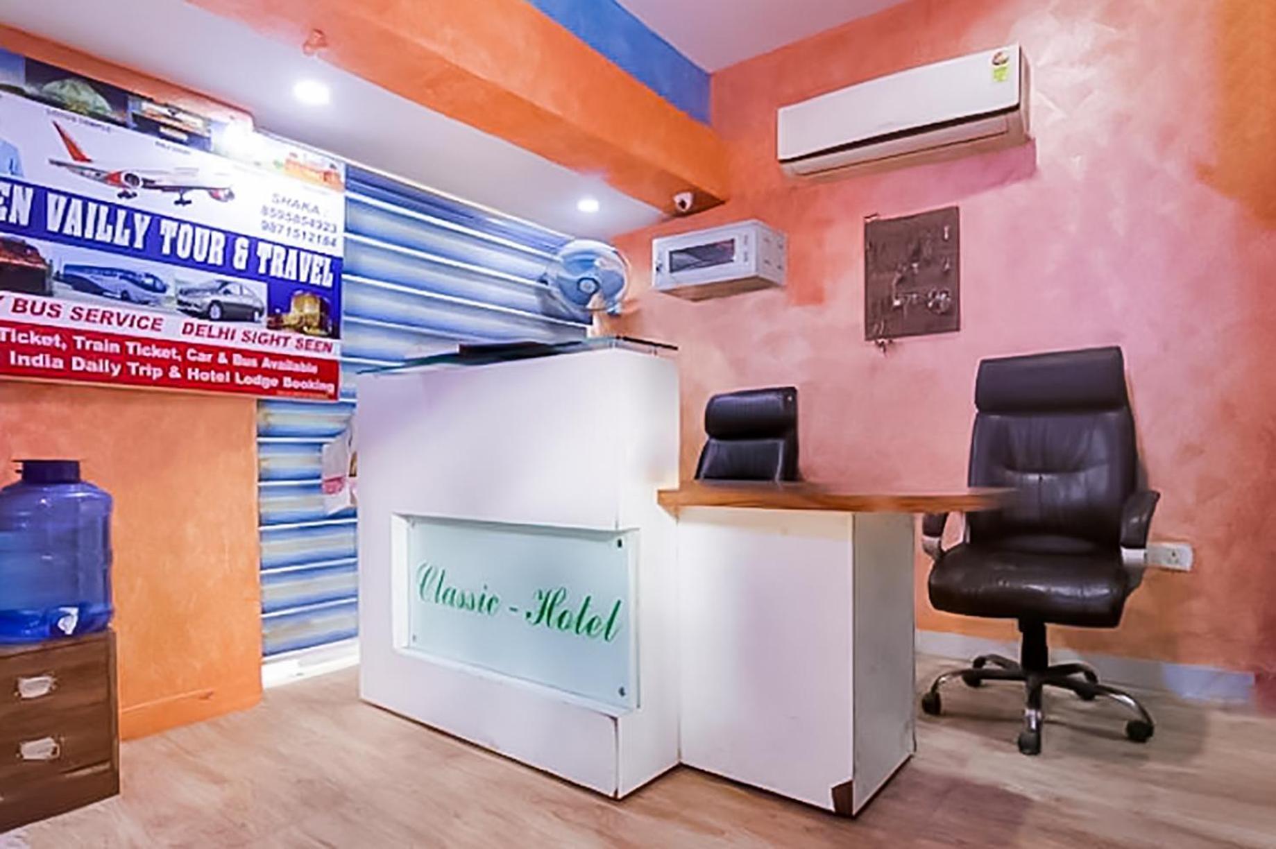 Hotel Near Nizamuddin Railway Station